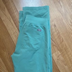 Jade Livingston XS/T Scrub Pants